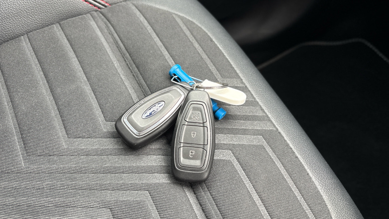 Ford Puma 1.0 EcoBoost Hybrid mHEV ST-Line X 5dr Petrol Hatchback